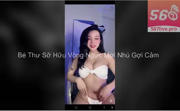 Bé Thư Sỡ Hữu Vòng Ngực Mới Nhú Gợi Cảm 1